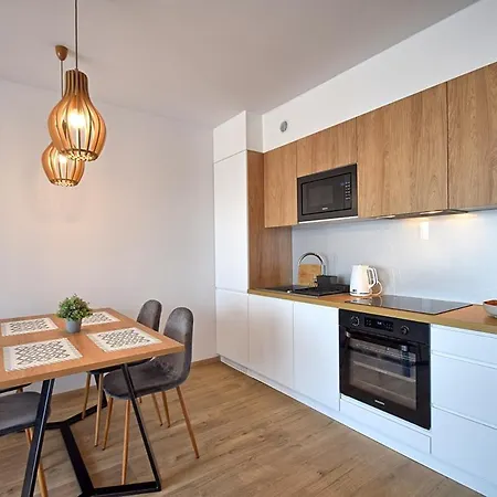 Apartament B 813 W Budynku B Blu 아파트 *