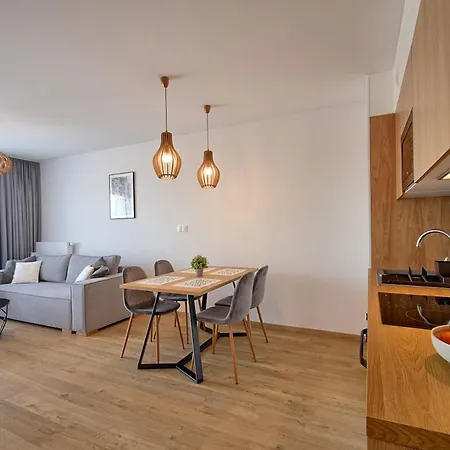 Apartament B 813 W Budynku B Blu 아파트 *